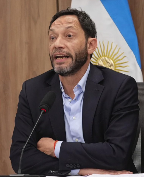 Максі Ферраро, голова комісії з розслідування справи ЛІБРА