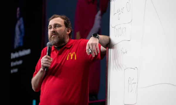 Чарльз Хоскінсон оголосив про партнерство Cardano з LayerZero