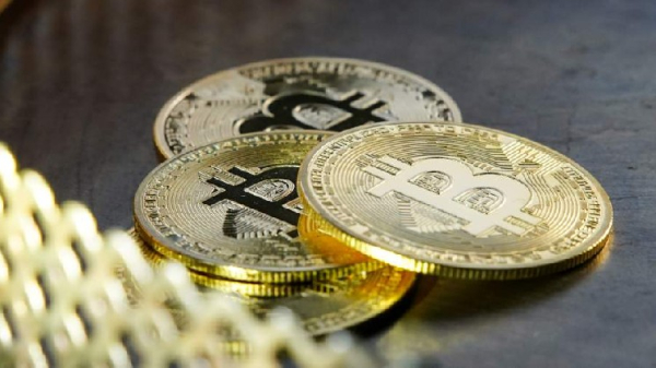 Одне дно: чи варто купувати биткоин, що почав рости