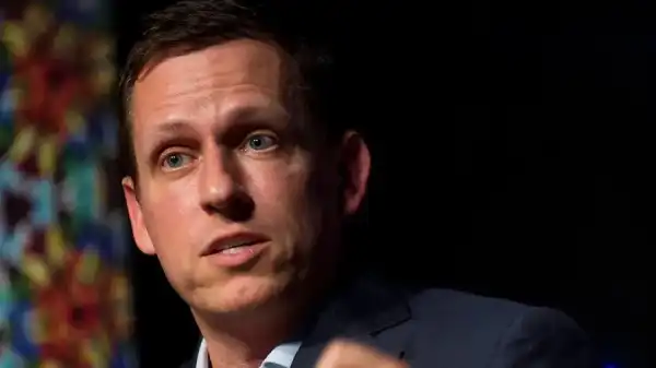 Фонд Пітера Тіля позбавився акцій одного з головних власників ефіру – Bits…