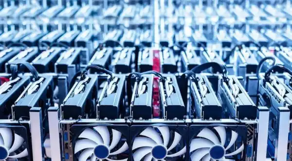 Квартирантка влаштувала майнінгову ферму прямо на балконі житла, що знімається – Bits Media