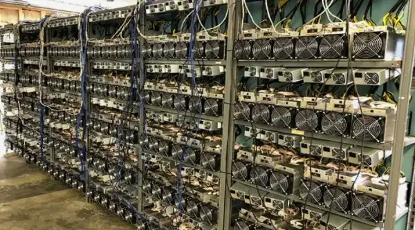 Російський майнер облаштував таємні криптоферми на промбазі та у трьох приватних будинках&hellip;