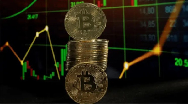 Аналітики Santiment назвали законопроект CLARITY фактором бичачого ралі біткоїну